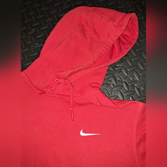 Nike basic swoosh logo pull over sweater - Picture 3 of 9